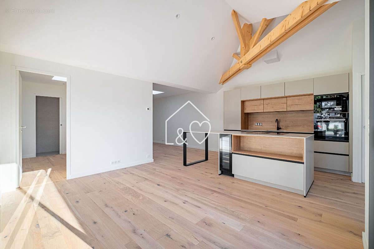 Le Pouliguen , Maison rénovée intégralement ,  2 chambres , frais de notaire réduits (2%) - photo 7