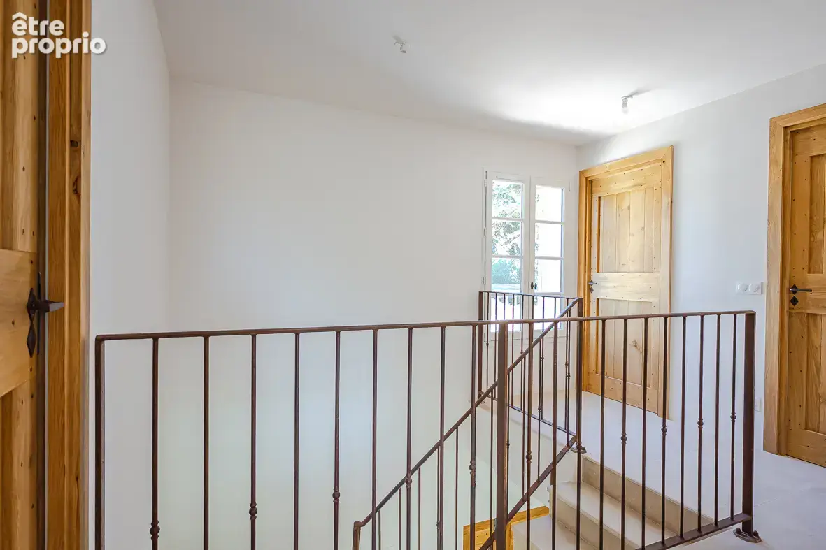 BASTIDE neuve 200 m2 sur 800 m2 de terrain avec piscine. - photo 12