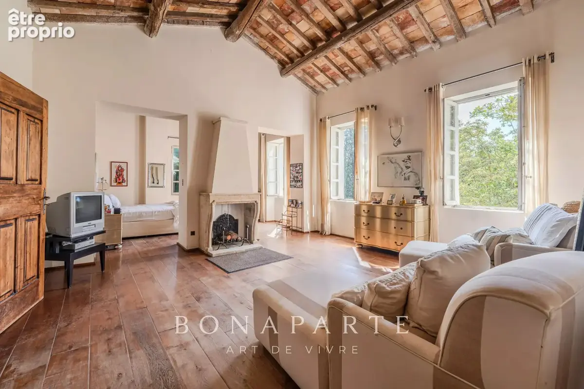Propriete de caractere a 10 min de st remy de provence - photo 9
