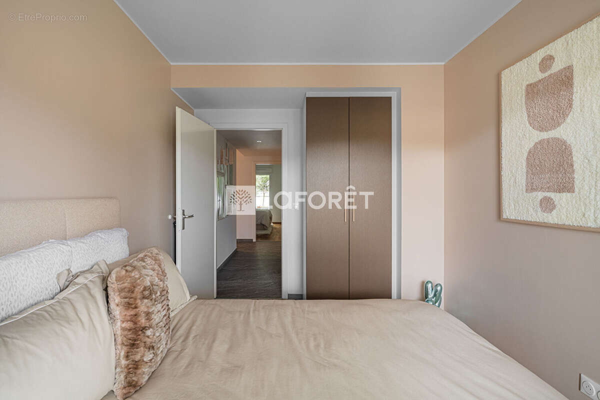 Appartement à CHALLES-LES-EAUX