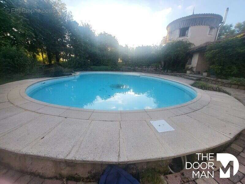 Maison à BEAULIEU-SOUS-PARTHENAY