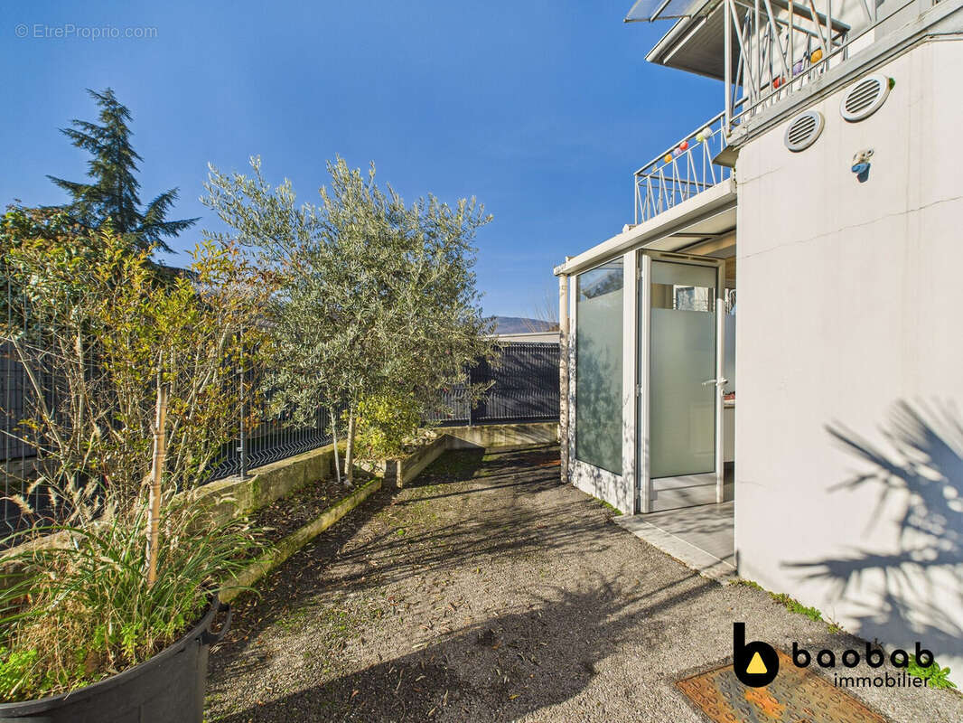 Appartement à COGNIN