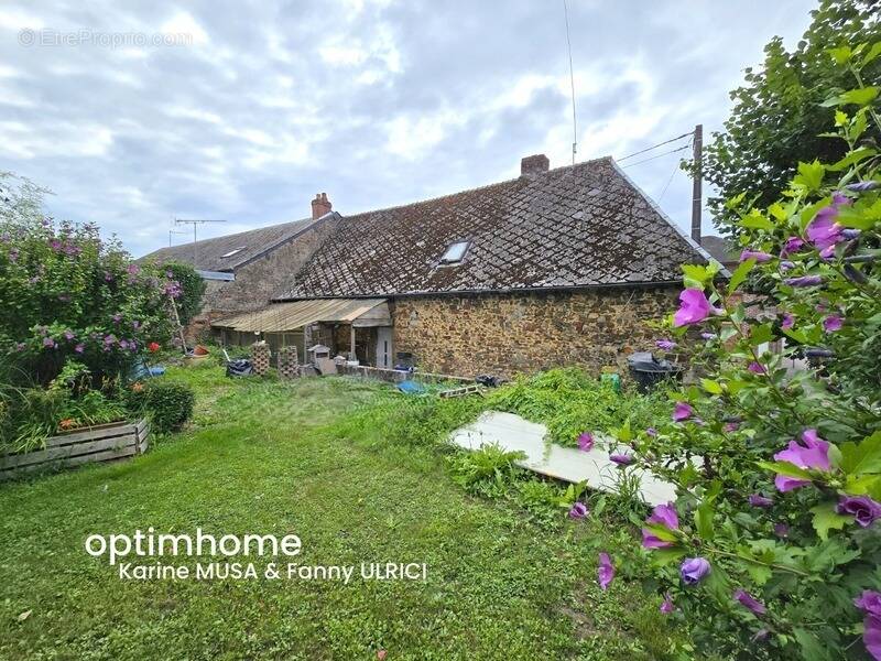 Maison à HIRSON