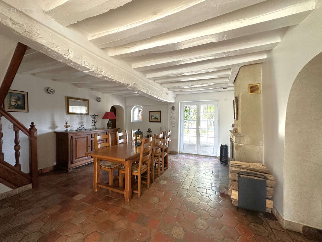 Charmante maison ancienne et familiale avec piscine couverte à 10 mn de Beuil (gare direction St Lazare) - photo 2