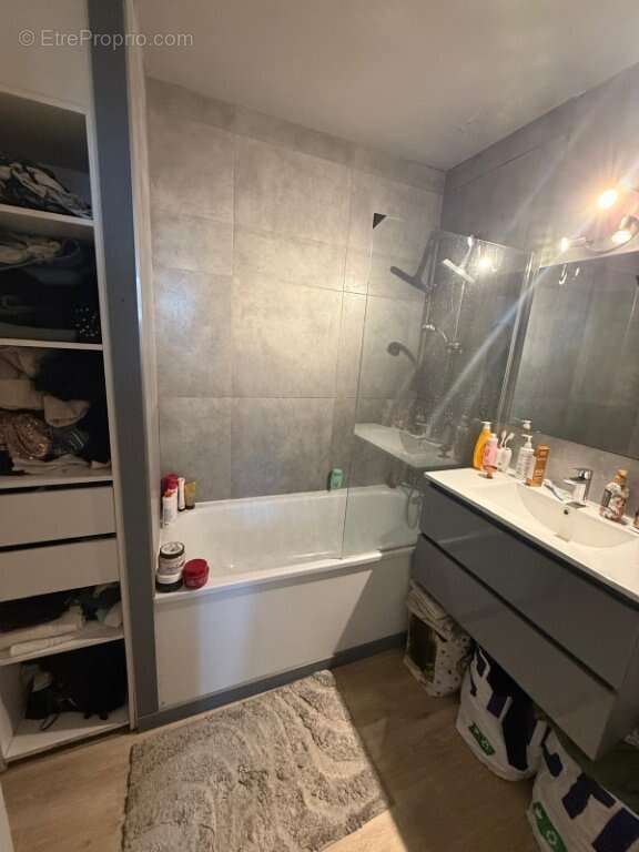 Appartement à MONS-EN-BAROEUL