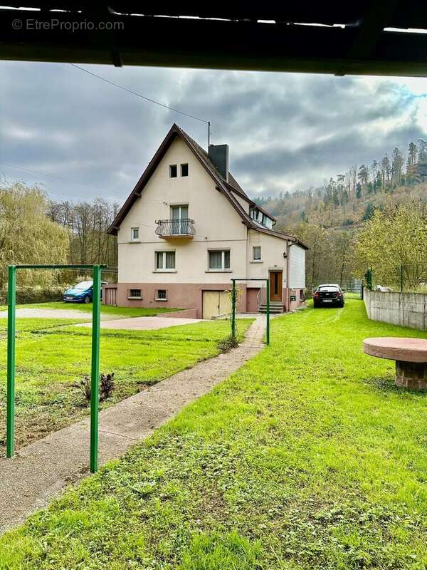 Maison à LUTZELBOURG