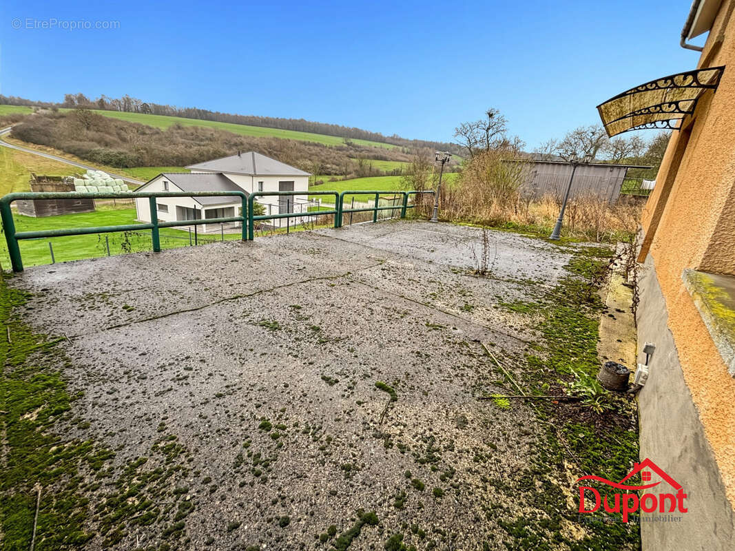Maison à VAUX-VILLAINE