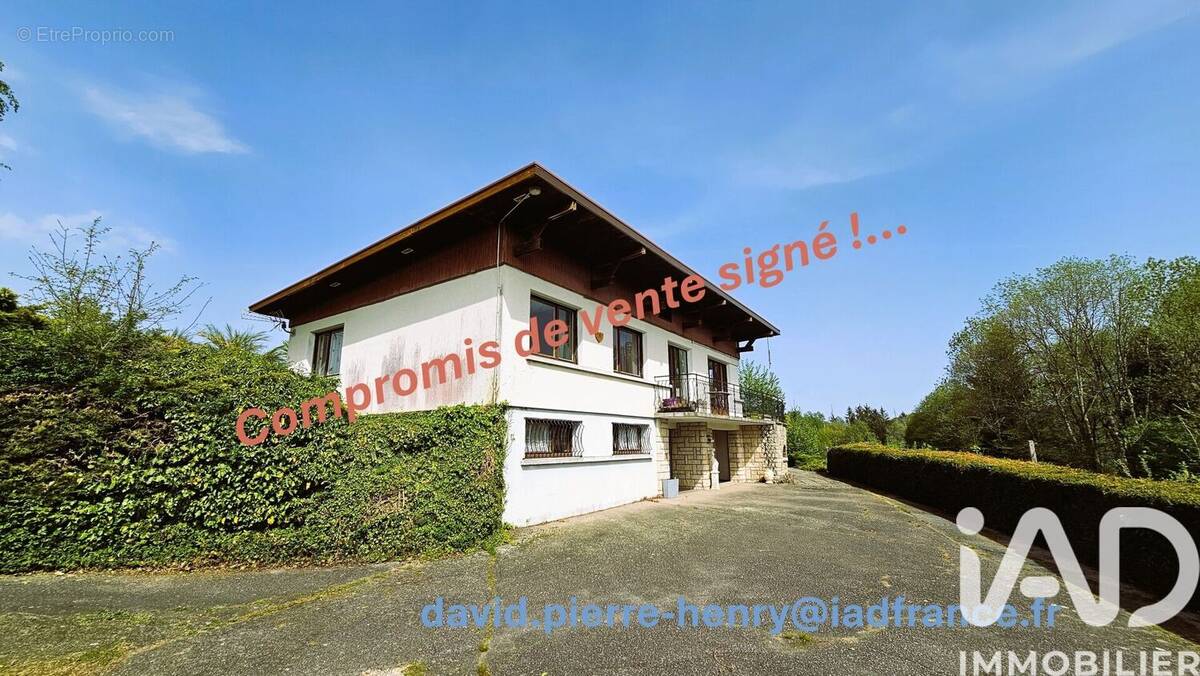 Photo 1 - Maison à UZEMAIN