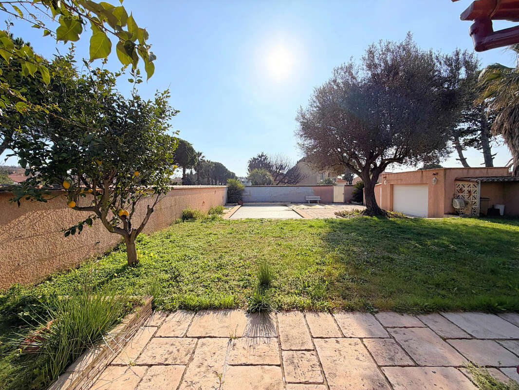 Maison à SAINT-CYPRIEN