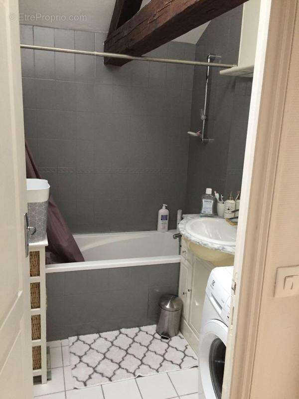 Appartement à ANGERVILLE