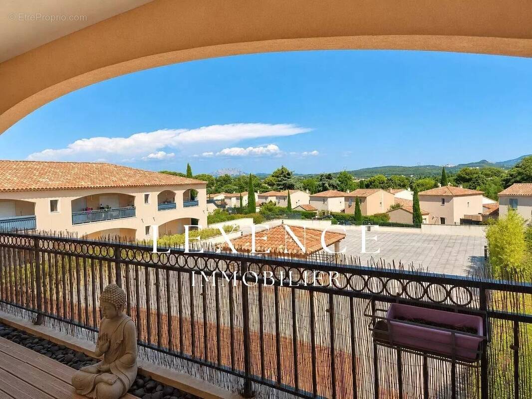 Appartement à CABRIES