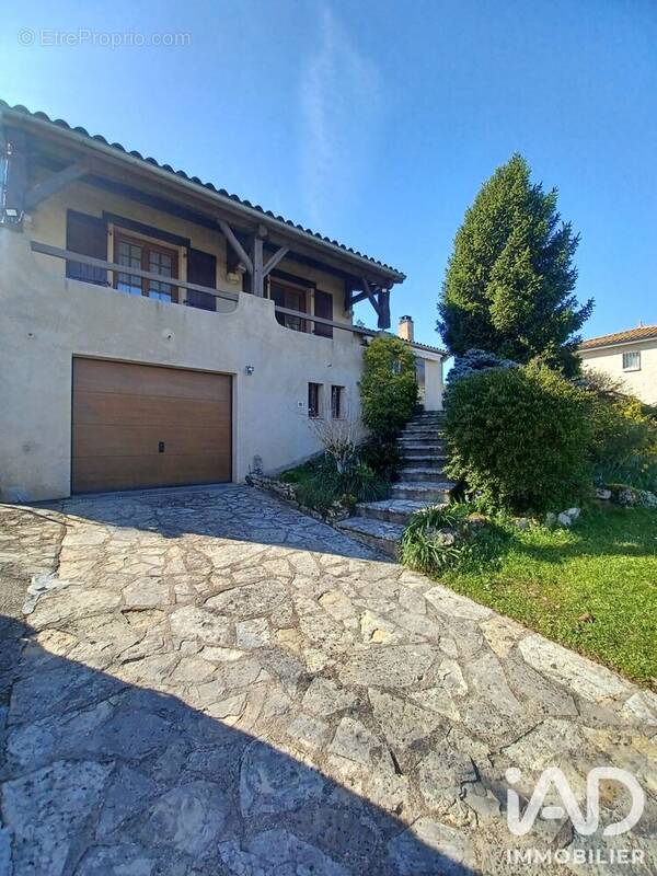 Photo 1 - Maison à L'ISLE-D'ESPAGNAC