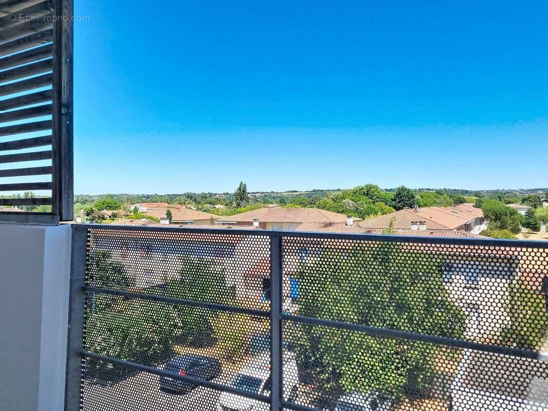 Launaguet t3 dernier etage - photo 5