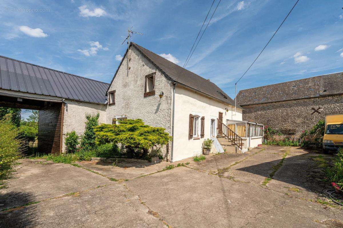 Maison à NEUVY-EN-BEAUCE