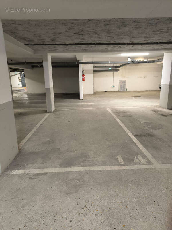 Appartement à BRIE-COMTE-ROBERT