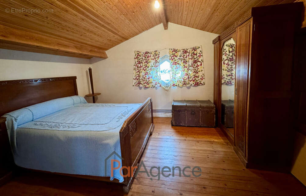 Maison à VAUX-SUR-MER