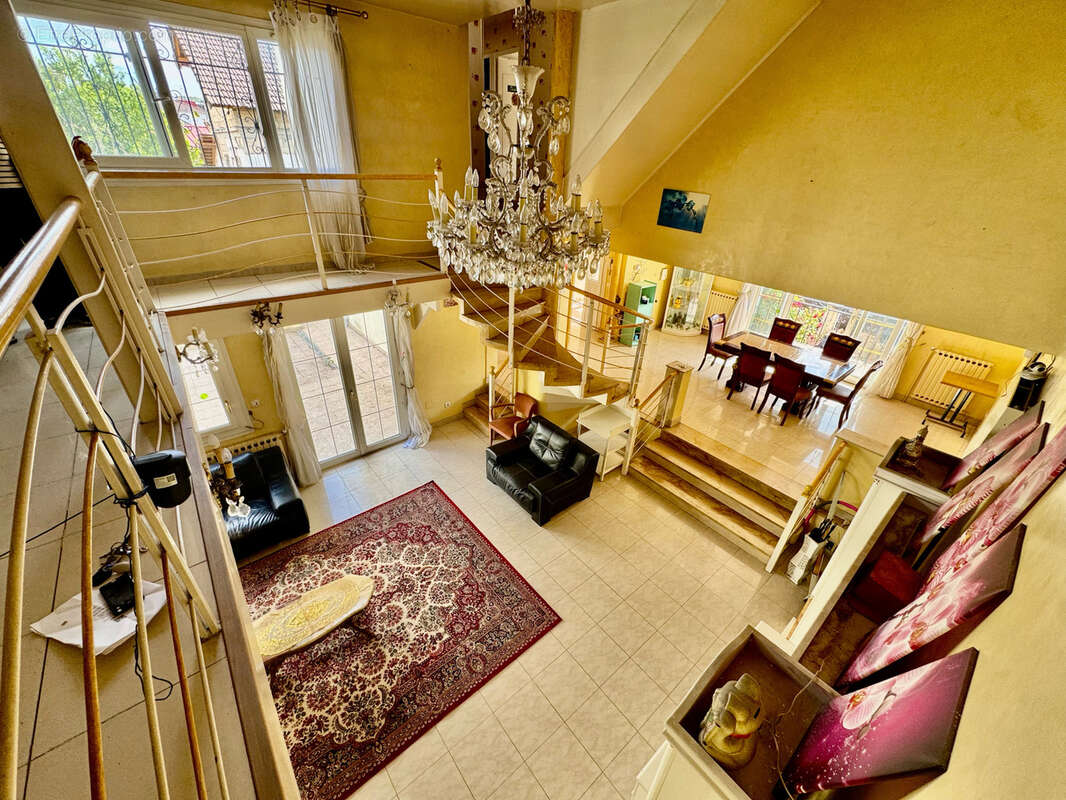 Maison à DRANCY