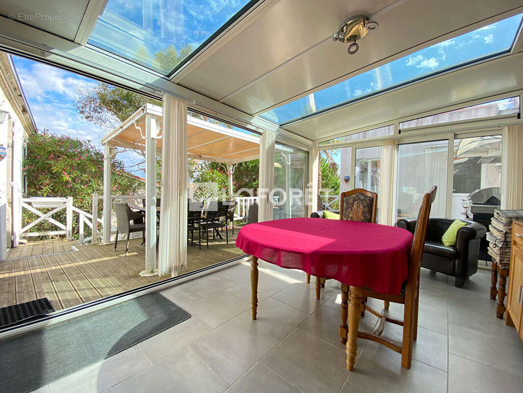 Maison à PORT-DES-BARQUES