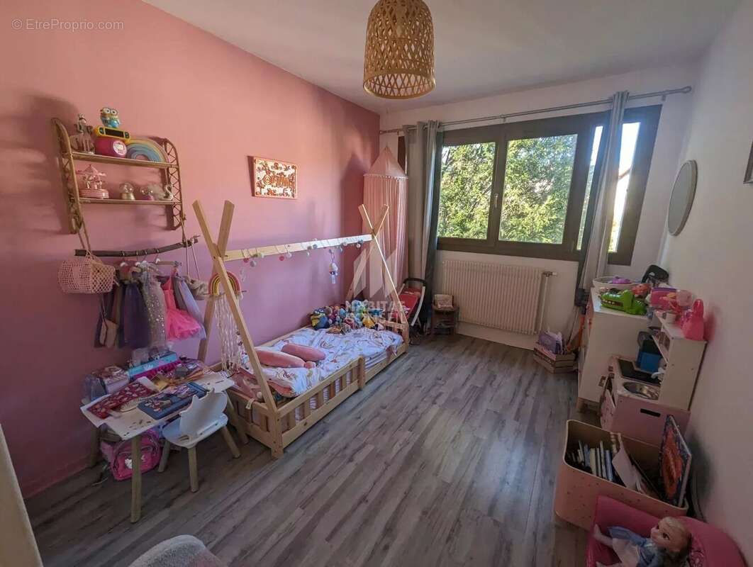 Appartement à SAINT-MARTIN-D&#039;HERES