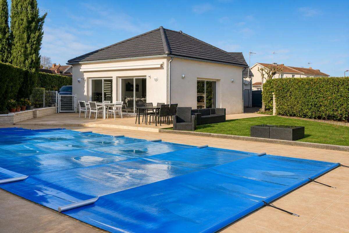 Maison à LE VERNET