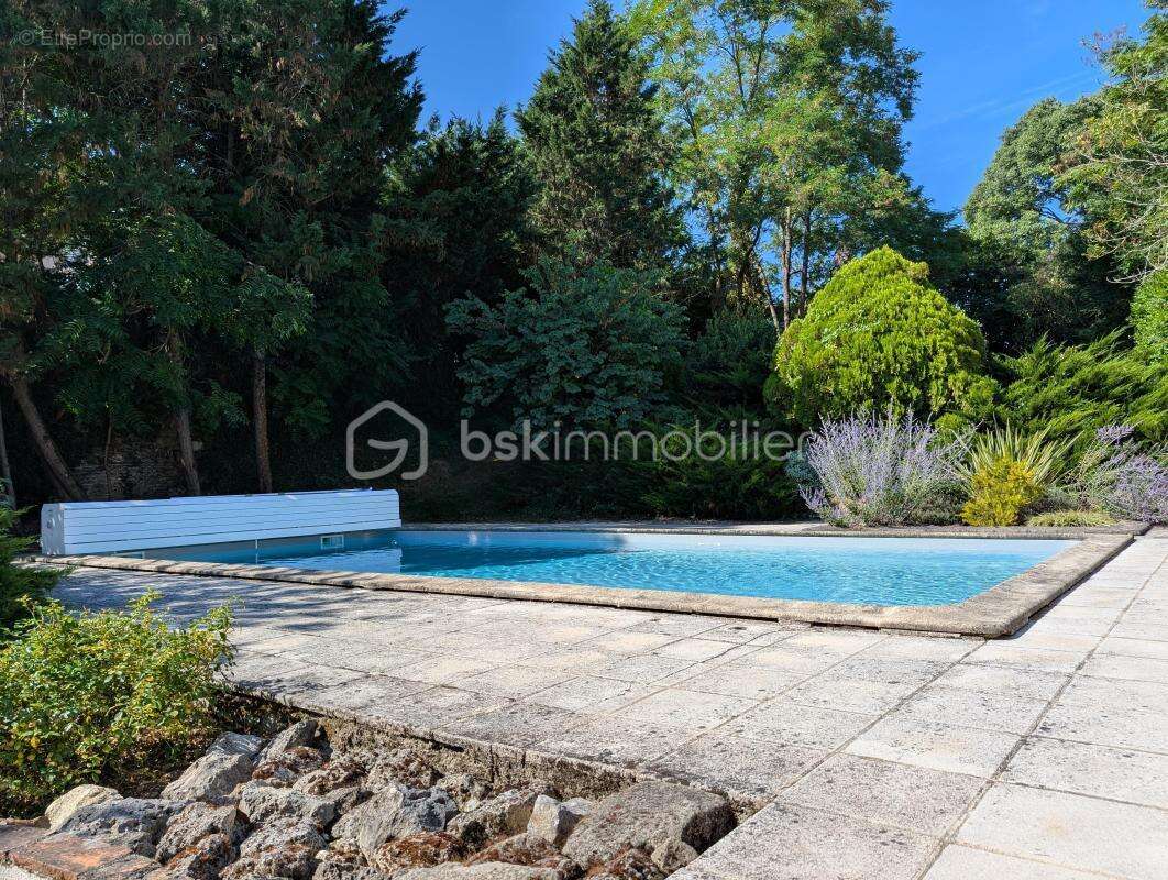 Maison à LE MAS-D'AGENAIS