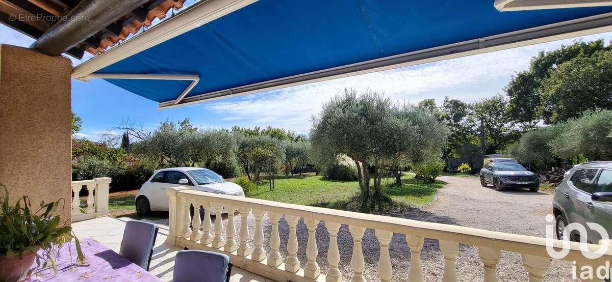 Photo 8 - Maison à SEILLONS-SOURCE-D&#039;ARGENS