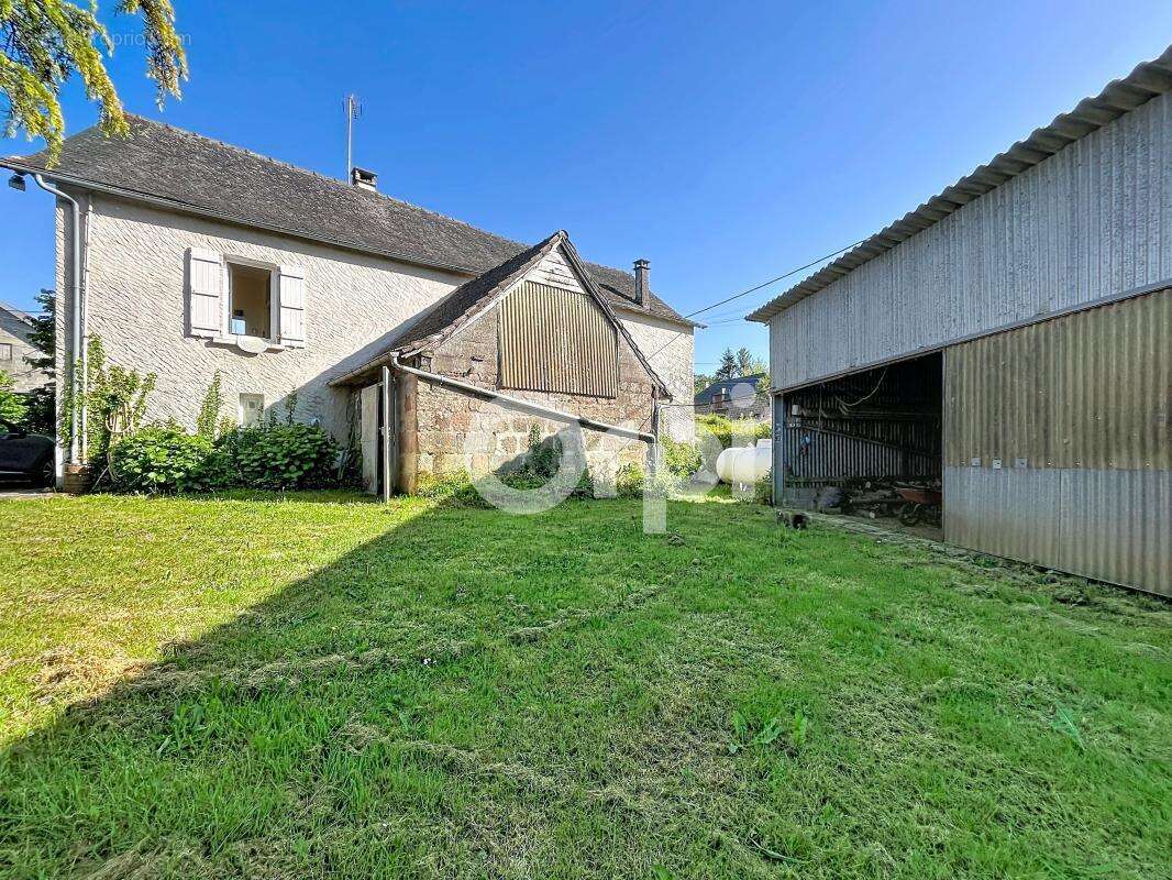 Maison à SAINT-CYPRIEN