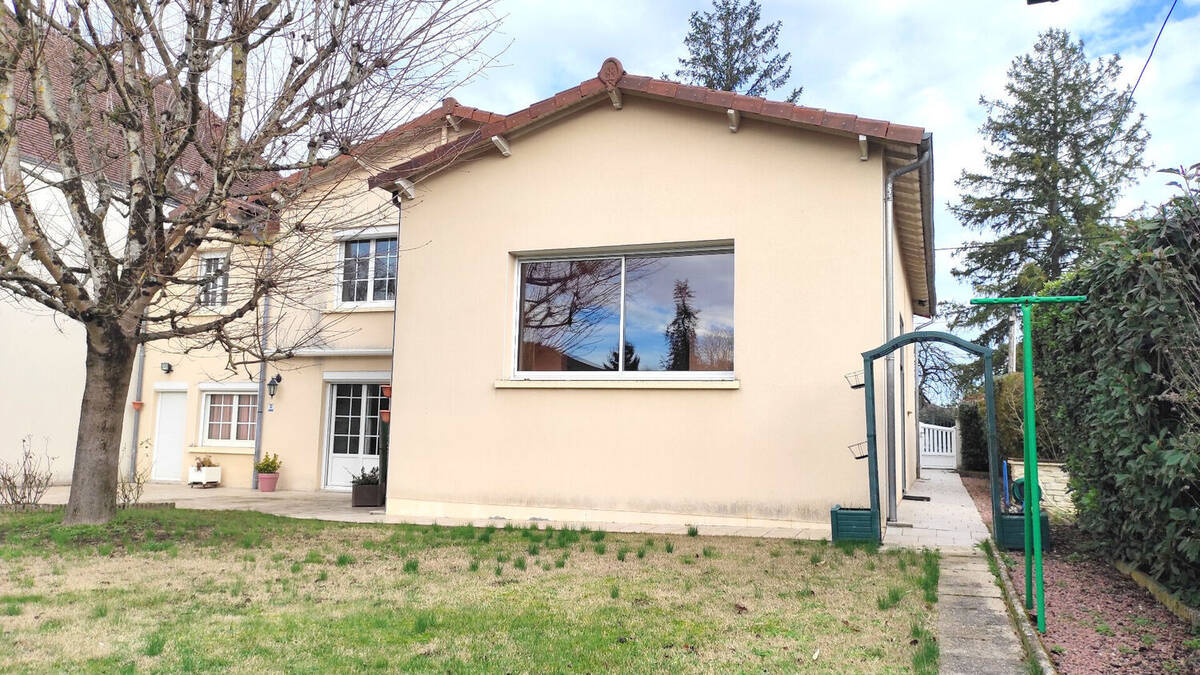 Maison à CHATELLERAULT