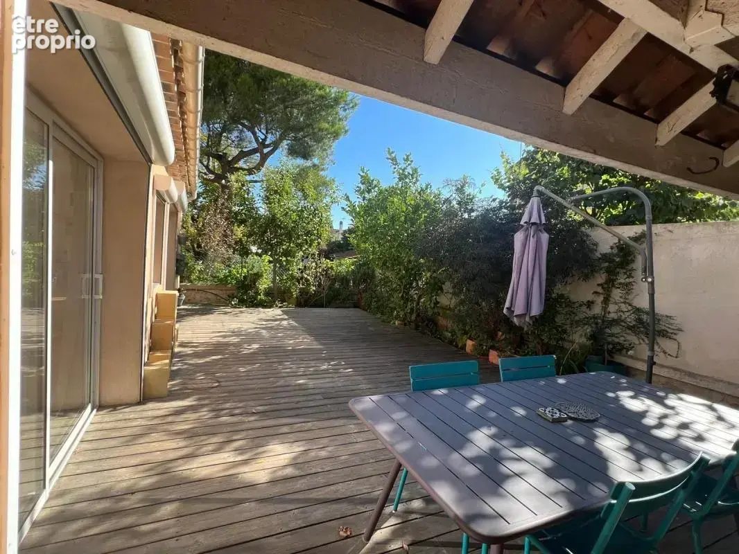 A vendre la seyne sur mer 83500 quartier mar-vivo  maison de caractere a 150 m de la plage - photo 3