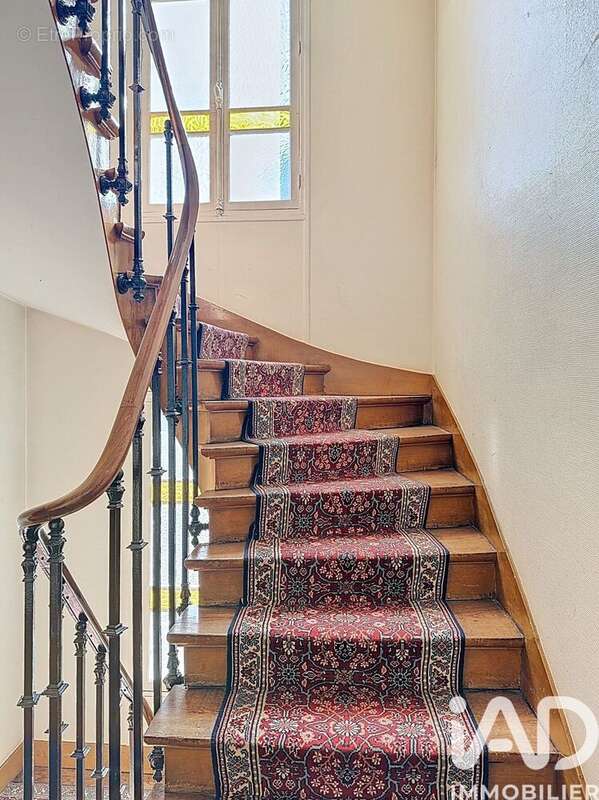 Photo 2 - Appartement à LA GARENNE-COLOMBES