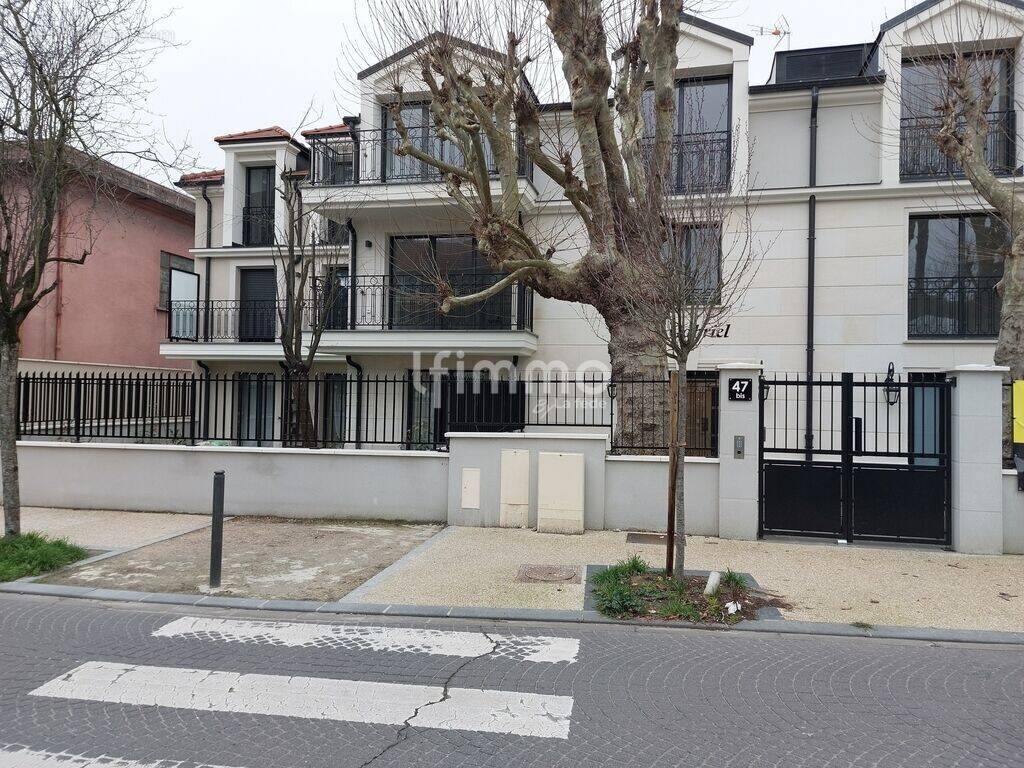 Appartement à LE PERREUX-SUR-MARNE