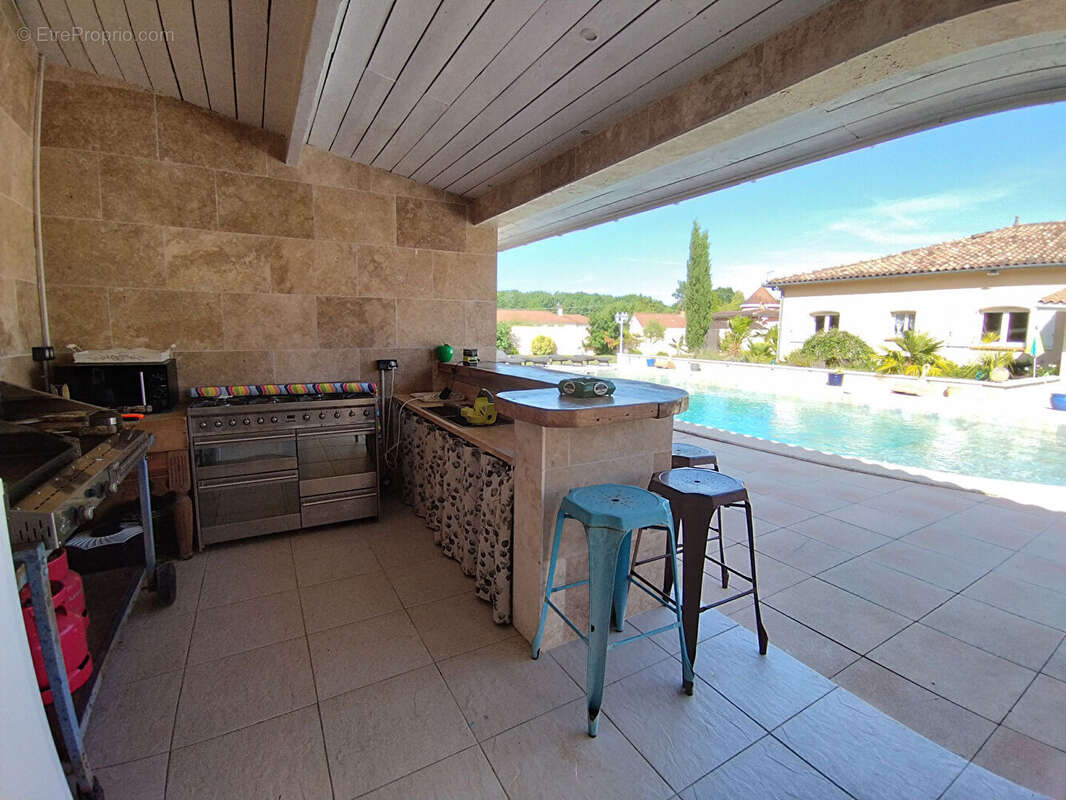 Très belle villa et dépendances MONTAUBAN - photo 16