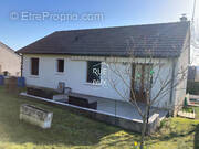 Maison à VAUX-SUR-VIENNE