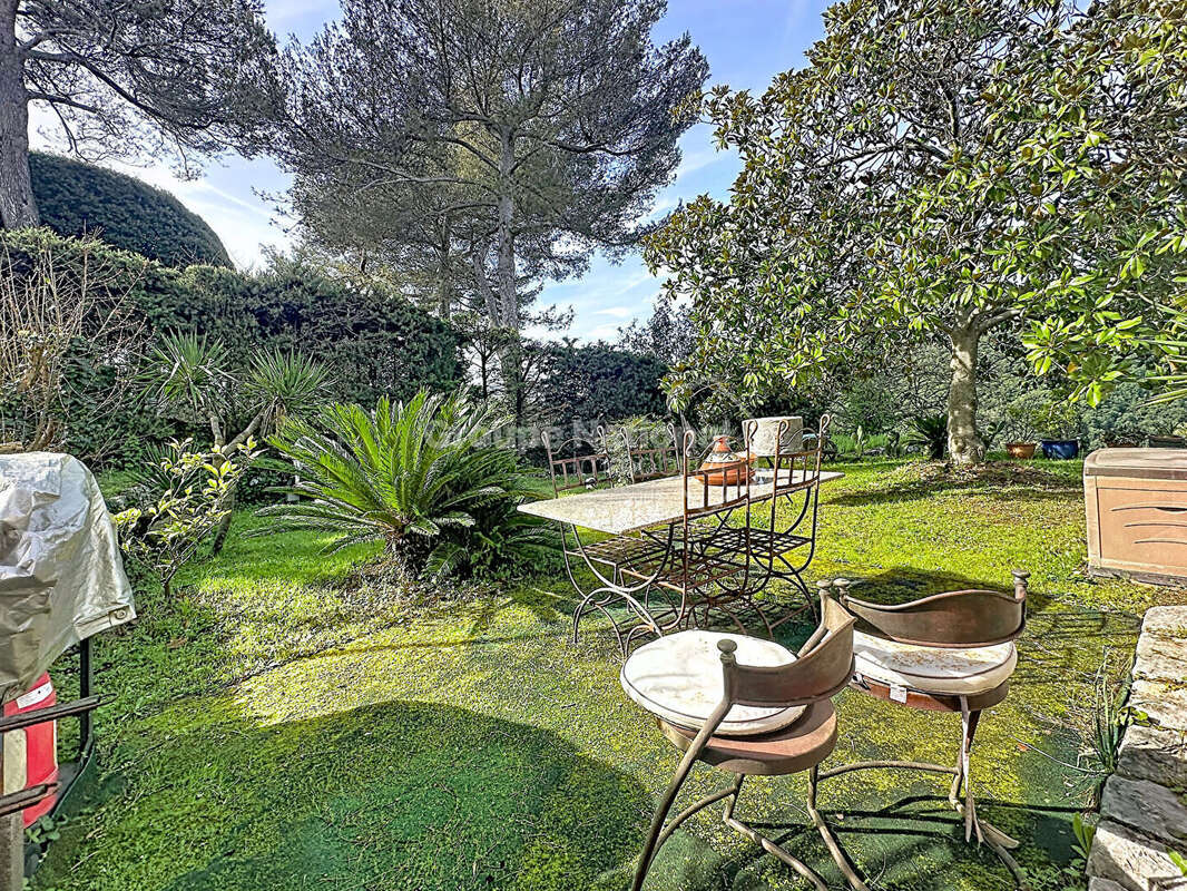 Maison indépendante/4P/Auribeau s/Siagne 186M² sur un terrain de 1515M². - photo 7