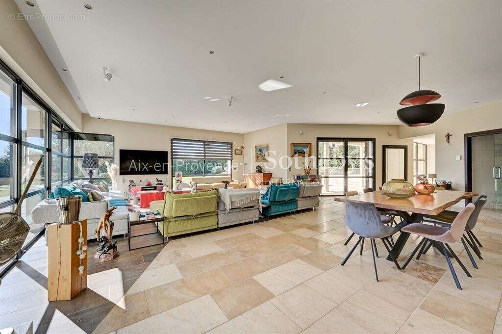 Maison à AIX-EN-PROVENCE