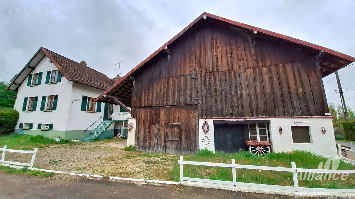 Maison à THIANCOURT