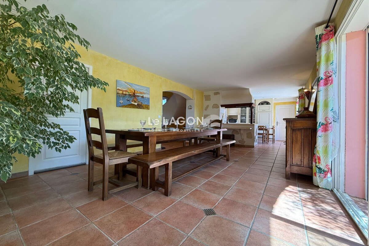 Maison à SAINT-CYPRIEN