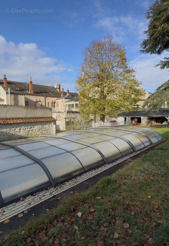 Maison à FLEURY-LES-AUBRAIS