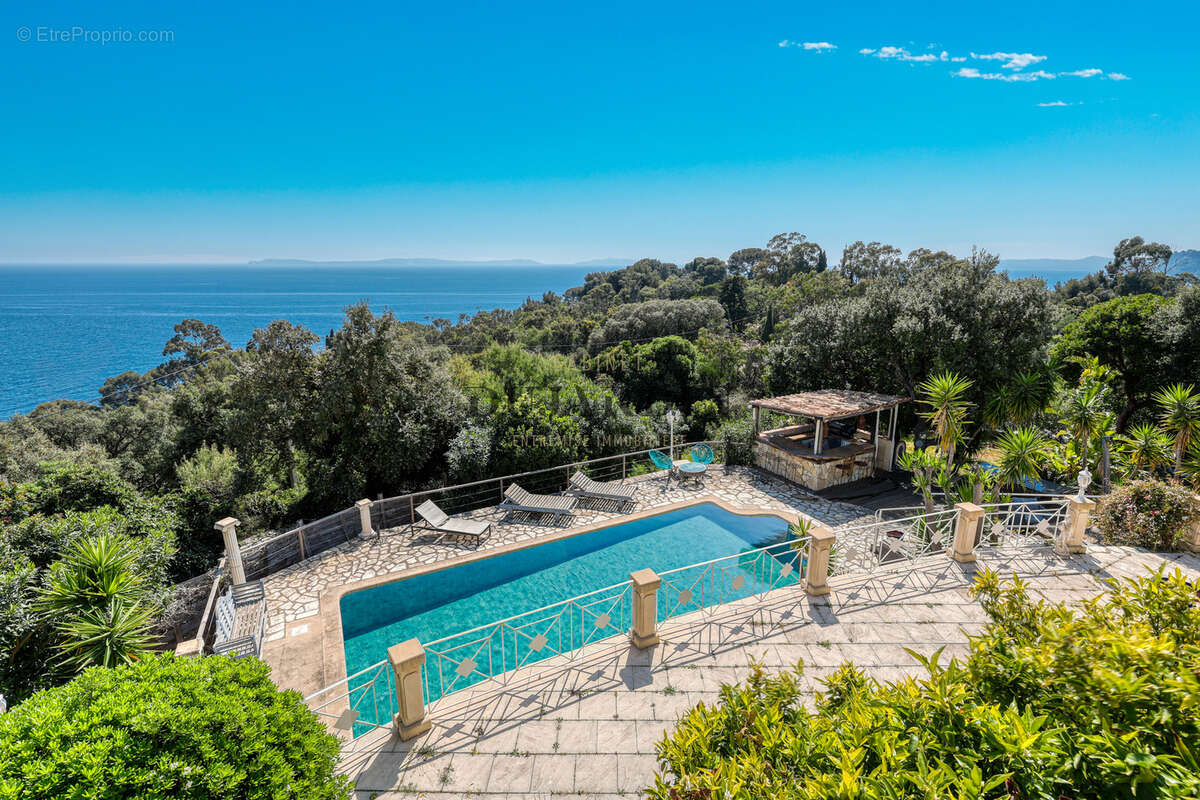 Maison à RAYOL-CANADEL-SUR-MER