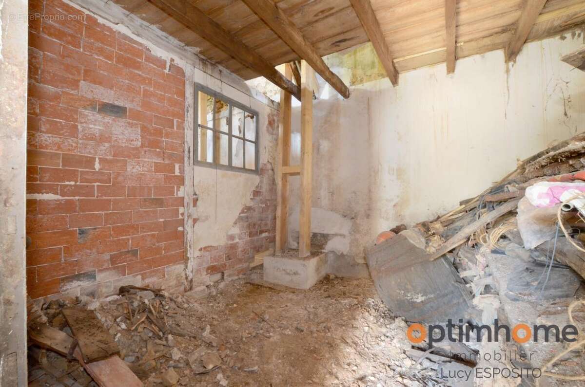  Ensemble immobilier avec énorme potentiel – Nieuil (Charente)  - photo 25