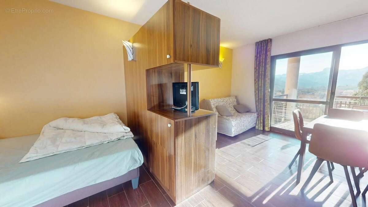 Appartement à JAUSIERS