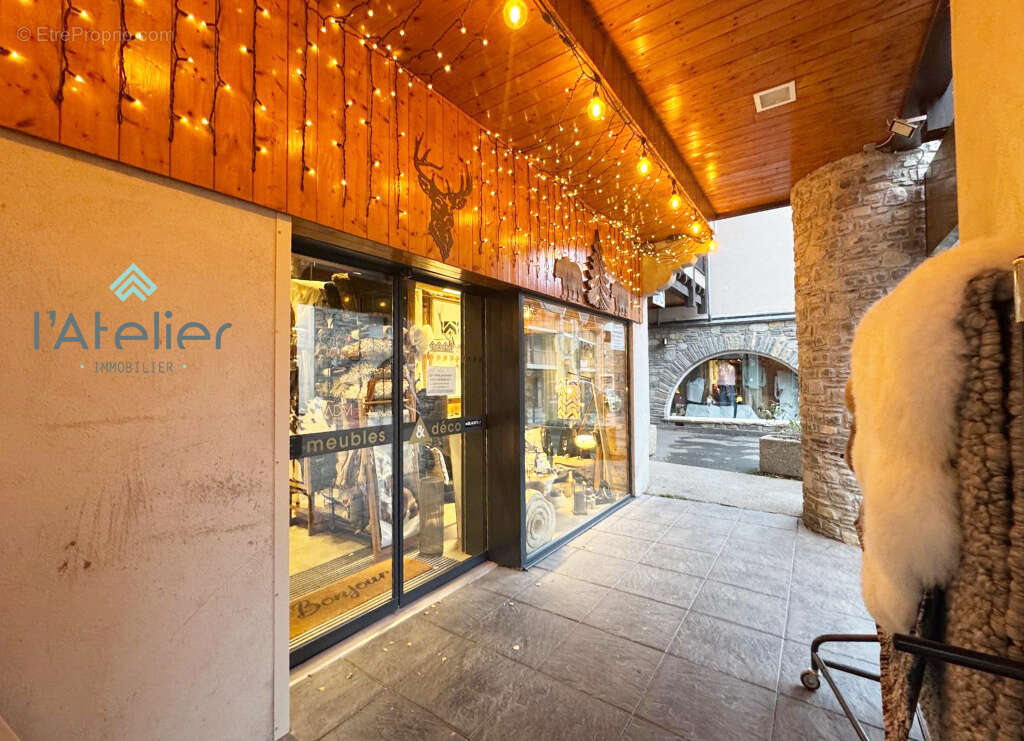 Commerce à SAINT-LARY-SOULAN