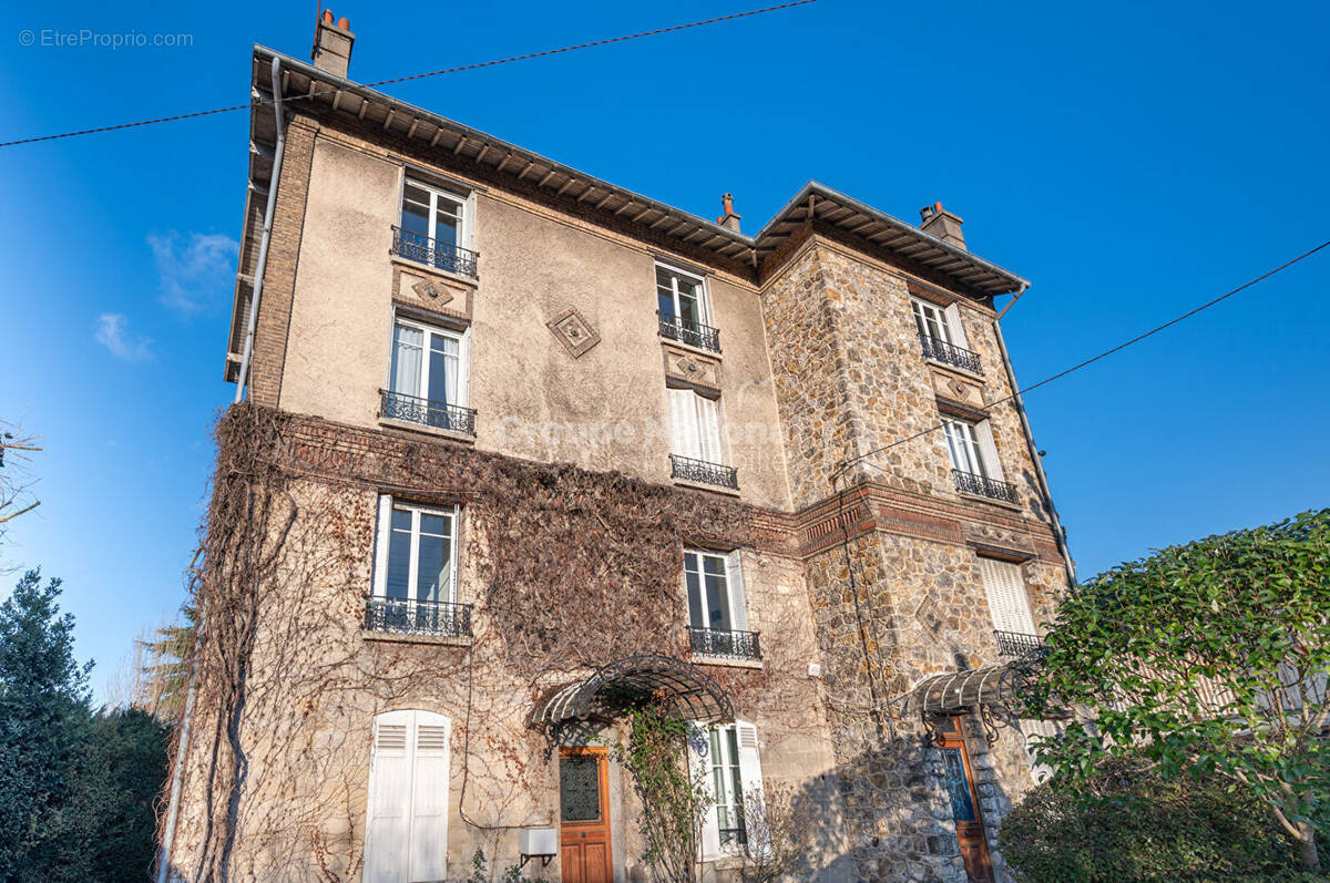 Appartement à ERMONT