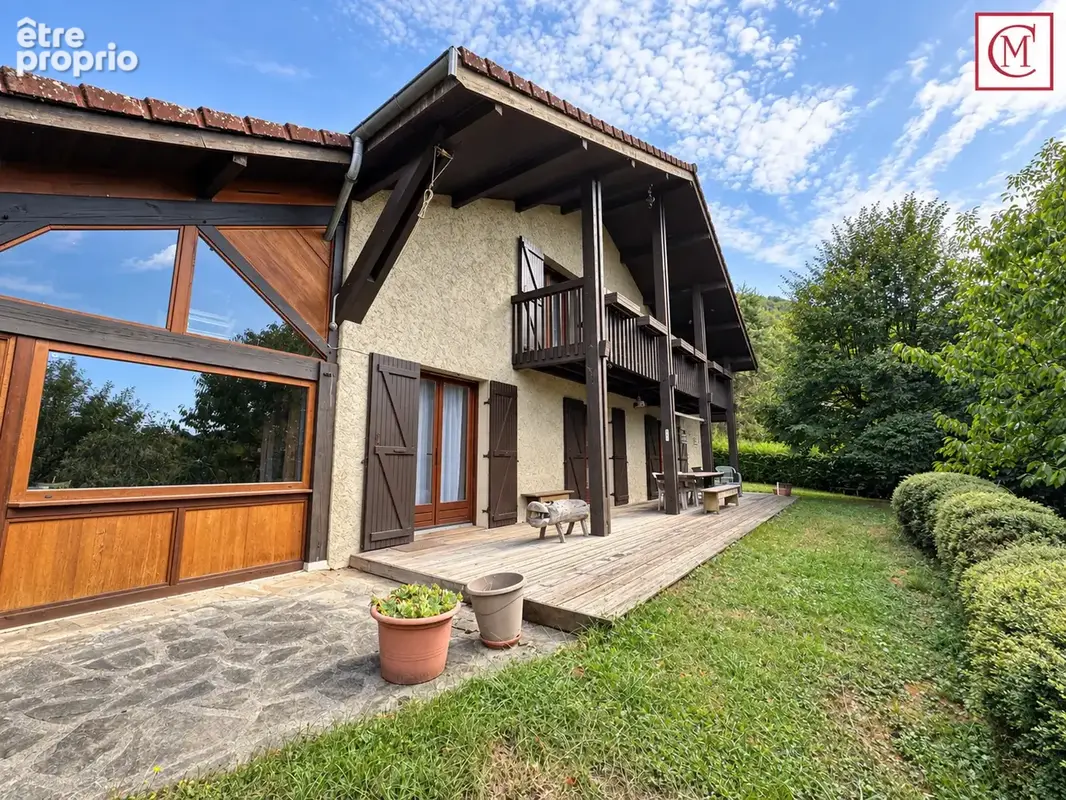 Villa  Versoud - photo 2