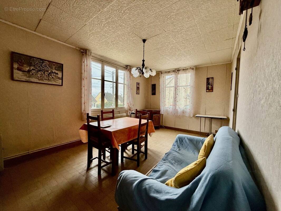 Maison à SOISSONS