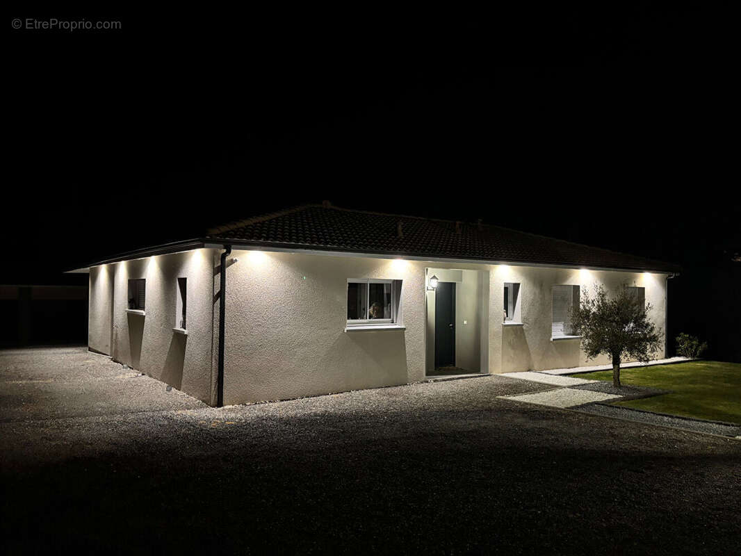 Maison à SAINT-SEURIN-SUR-L'ISLE