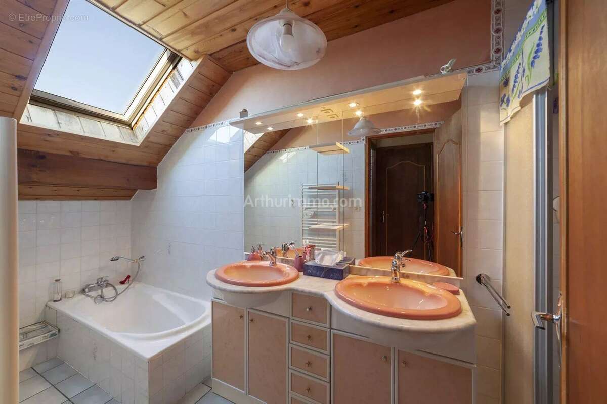 Appartement à LE RUSSEY