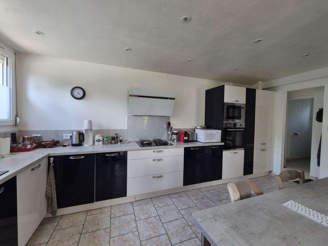 Maison de village rénovée - photo 6