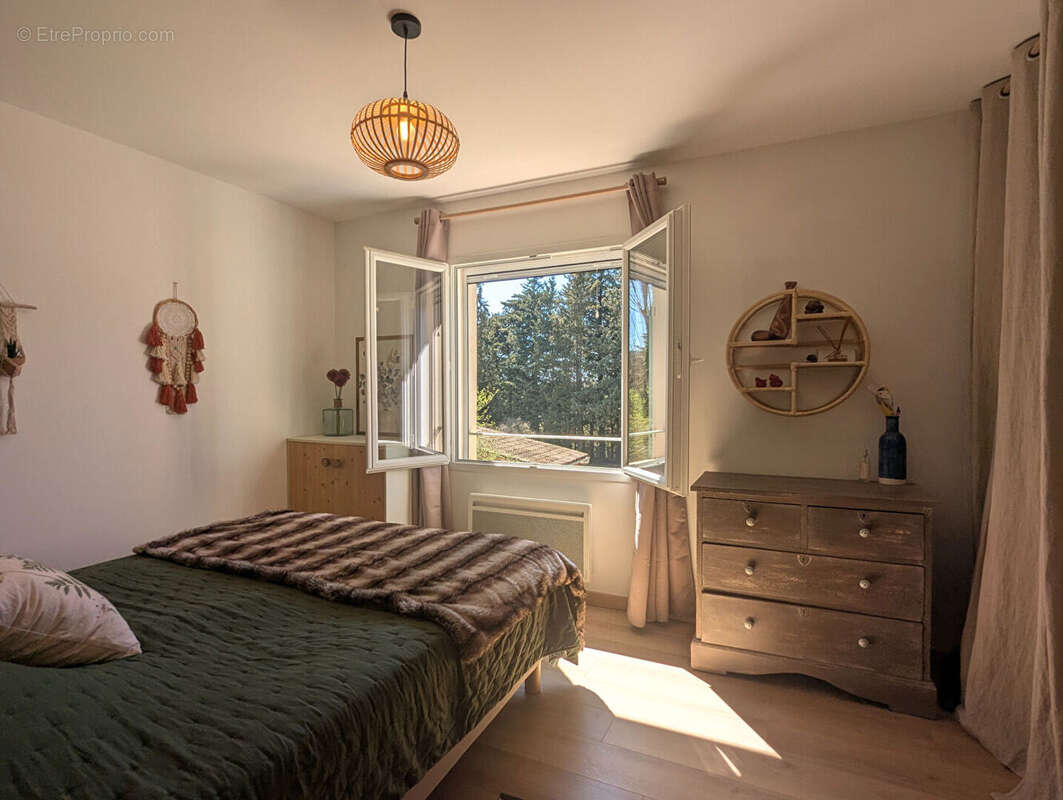 Maison à VILLECROZE