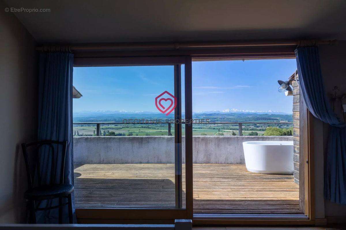 Maison de village avec superbe vue sur les Pyrénées - photo 8